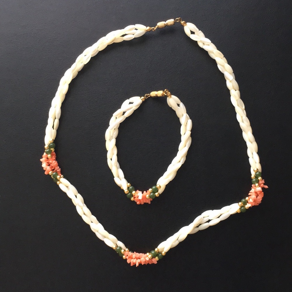 Beaded Necklace & Bracelet Set